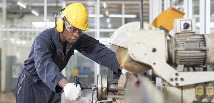 Frontline engineer in a smart factory