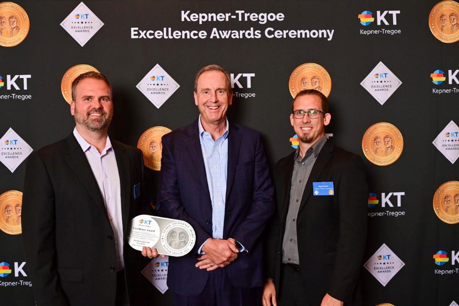 KT Excellence Award winners 2022 Kyle Kaepernick and Ryan Ford with CEO Bill Baldwin
